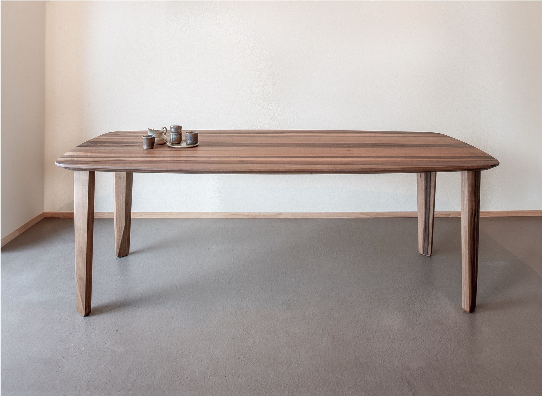 Tisch 6
