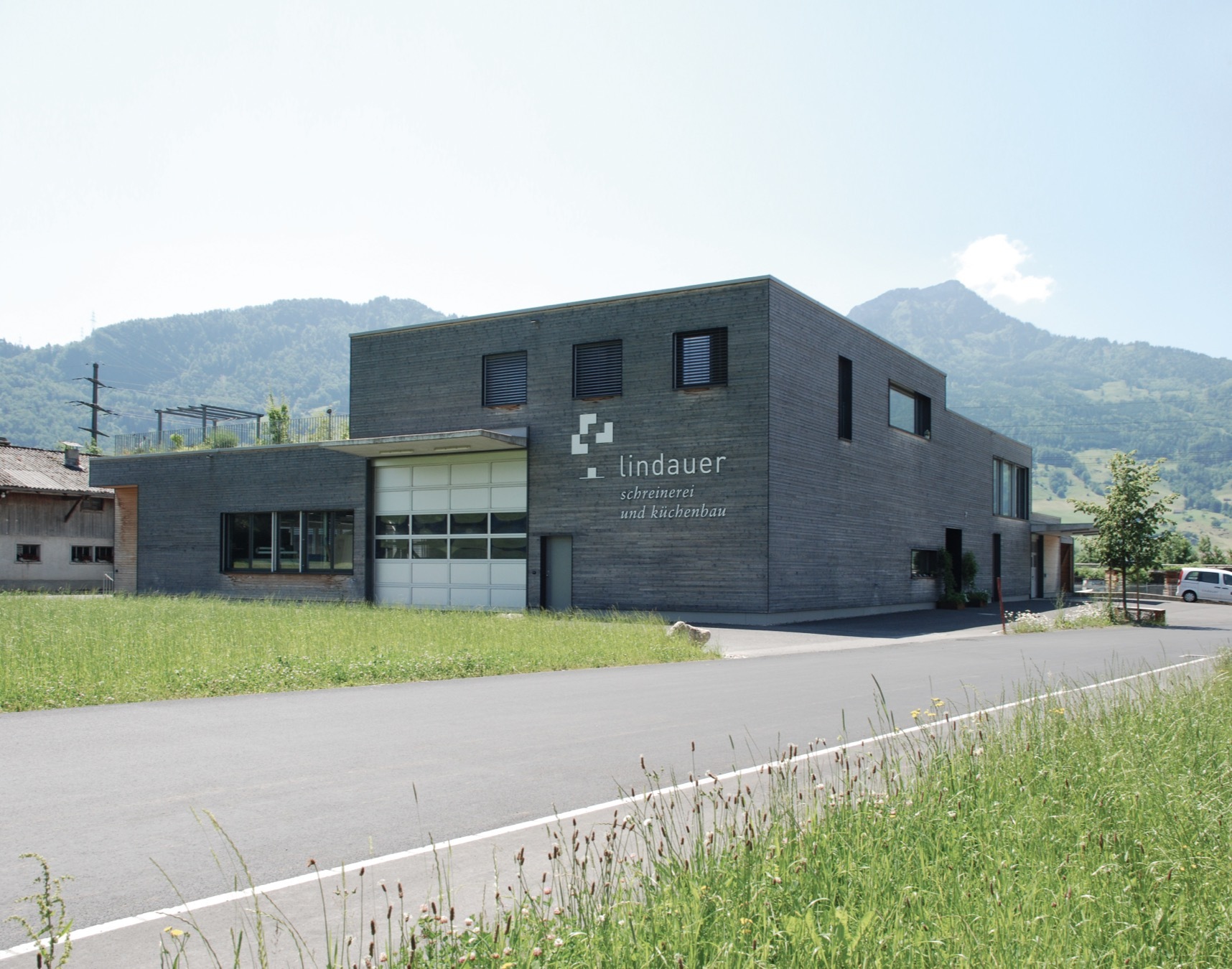 Showroom 1