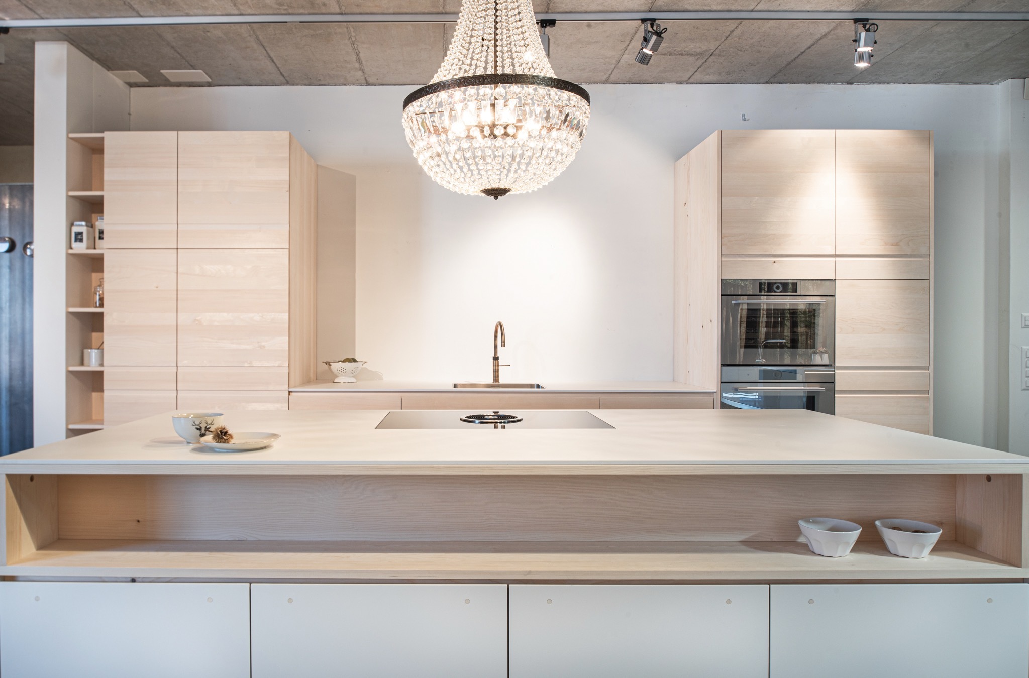 Showroom 7
